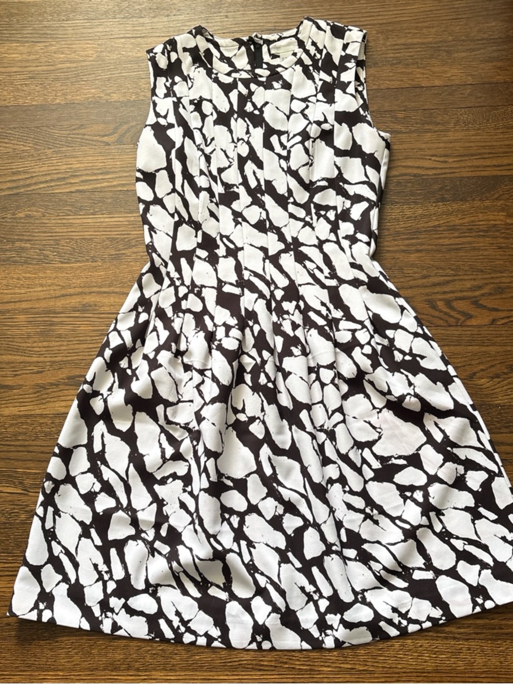 H&M Black & White Sleeveless Fit-and-Flare Dress
